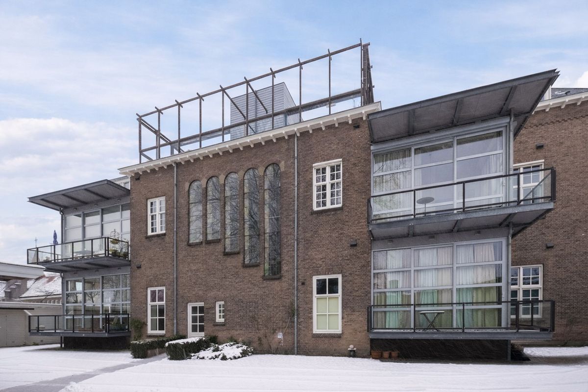 Stationsstraat 19 - D Photo Blur 37