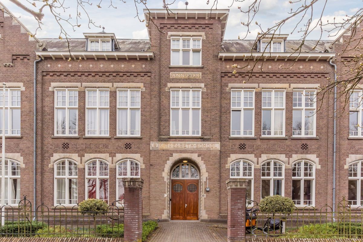 Stationsstraat 19 - D Photo Blur 1