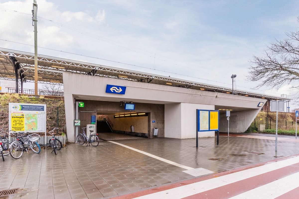 Stationsstraat 19 - D Photo Blur 42