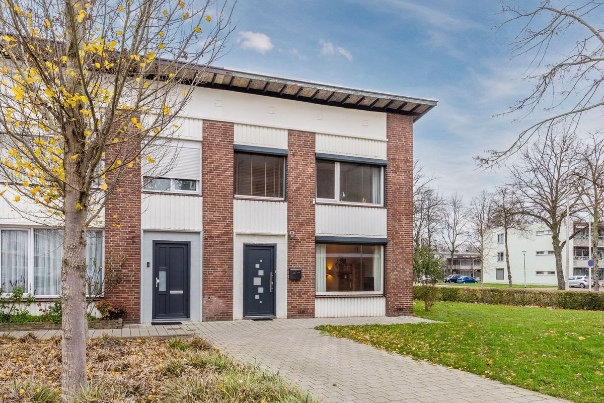 Eduard Meijerslaan 1 Photo Blur 1