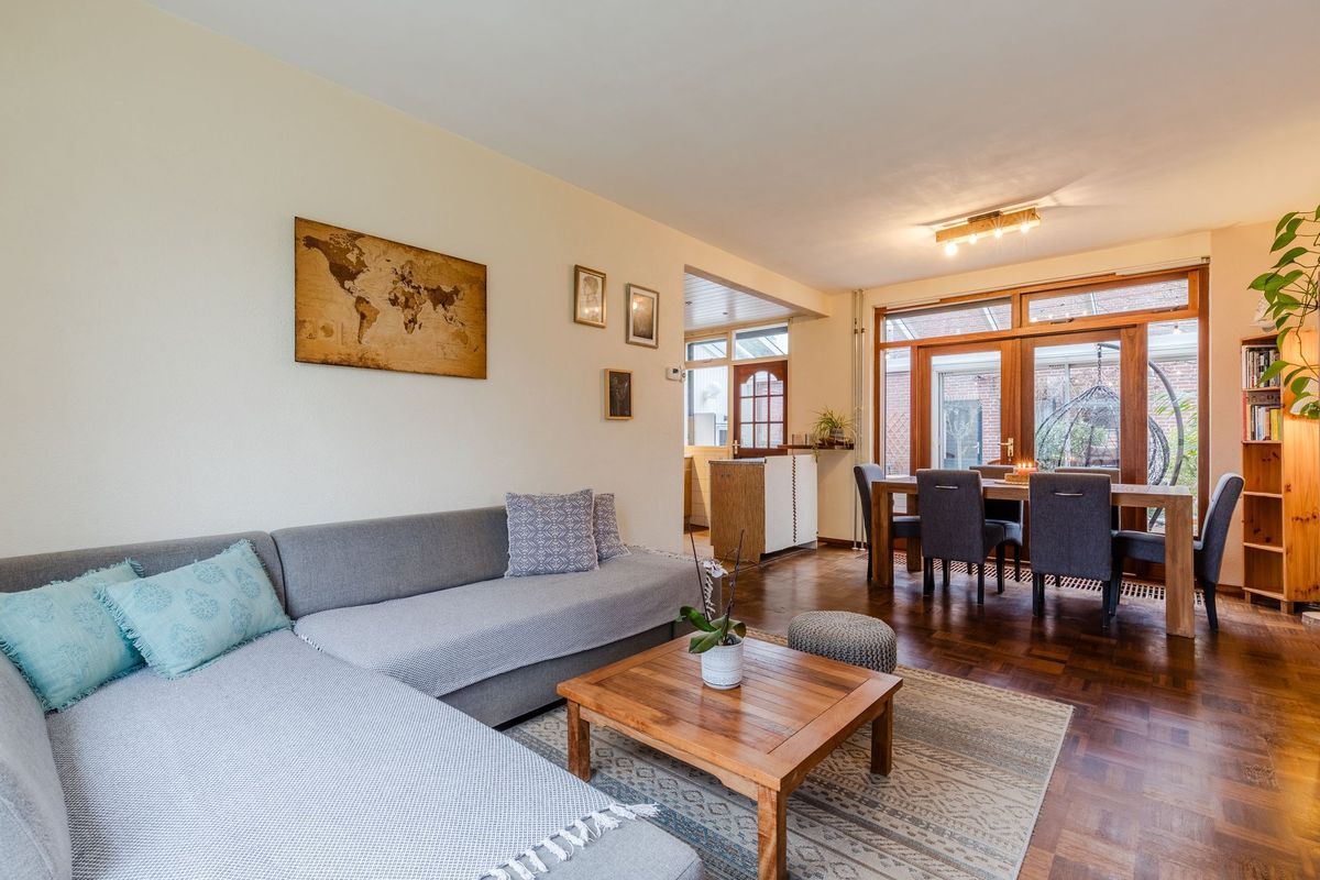 Eduard Meijerslaan 1 Photo Blur 4