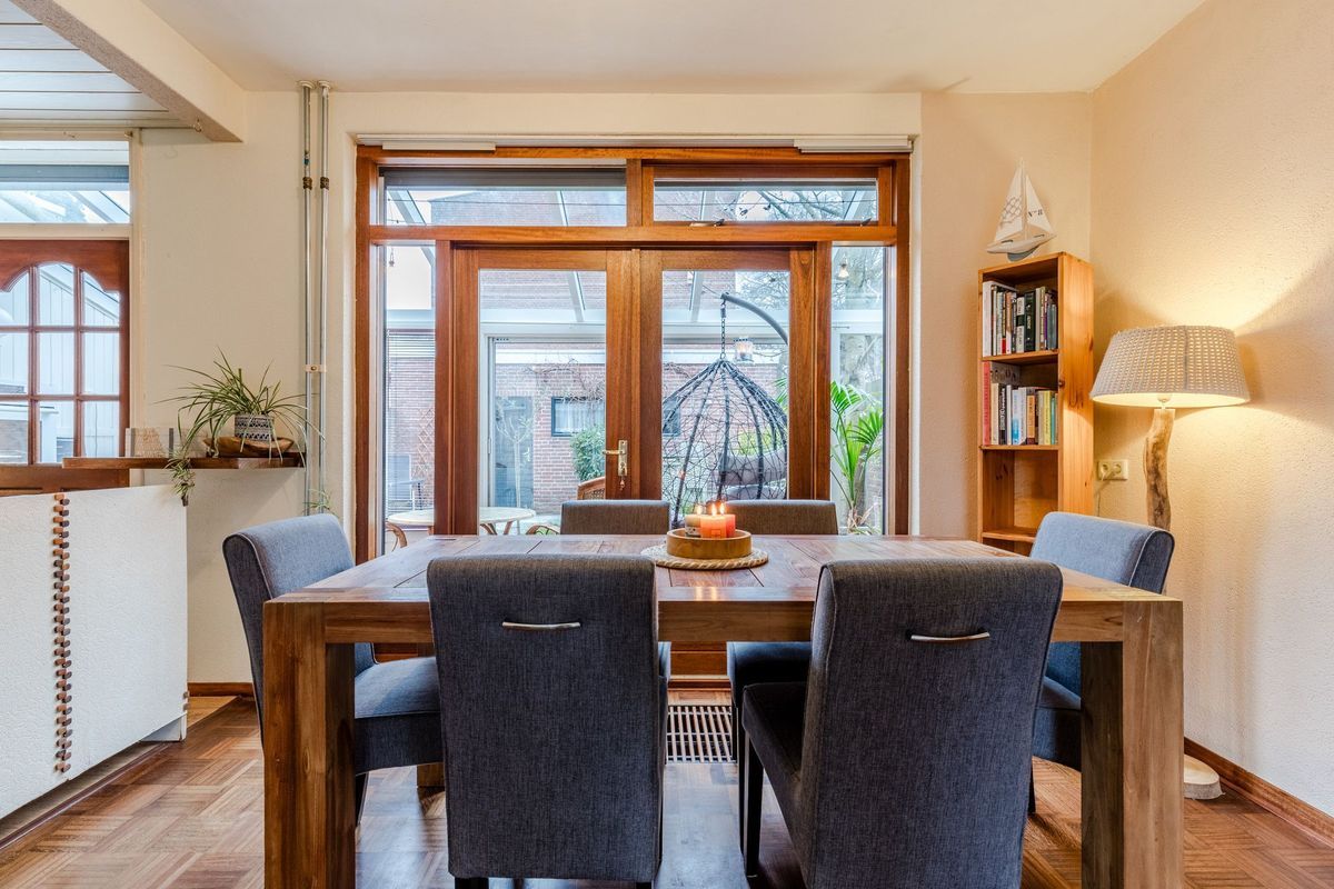 Eduard Meijerslaan 1 Photo Blur 5