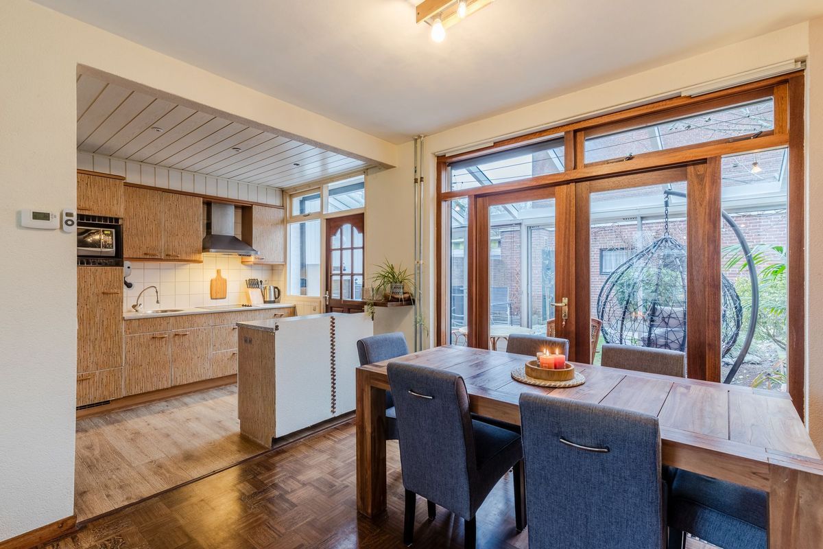 Eduard Meijerslaan 1 Photo Blur 6