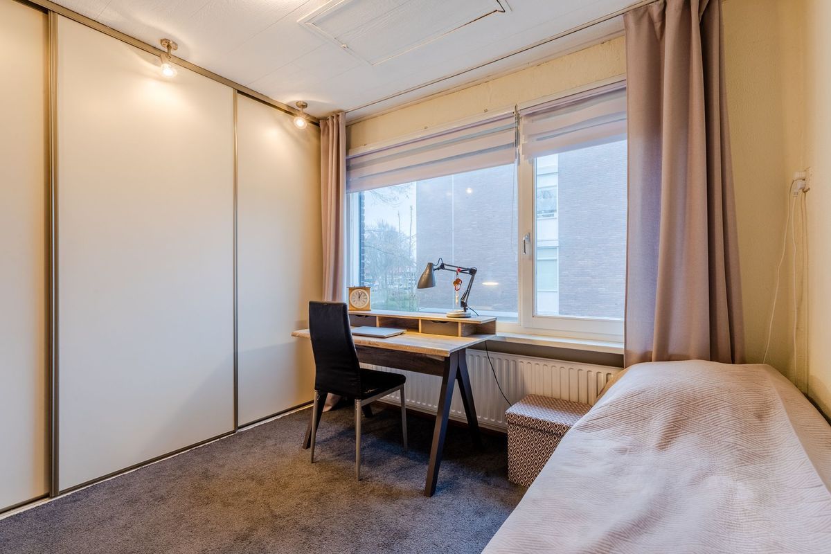 Eduard Meijerslaan 1 Photo Blur 13