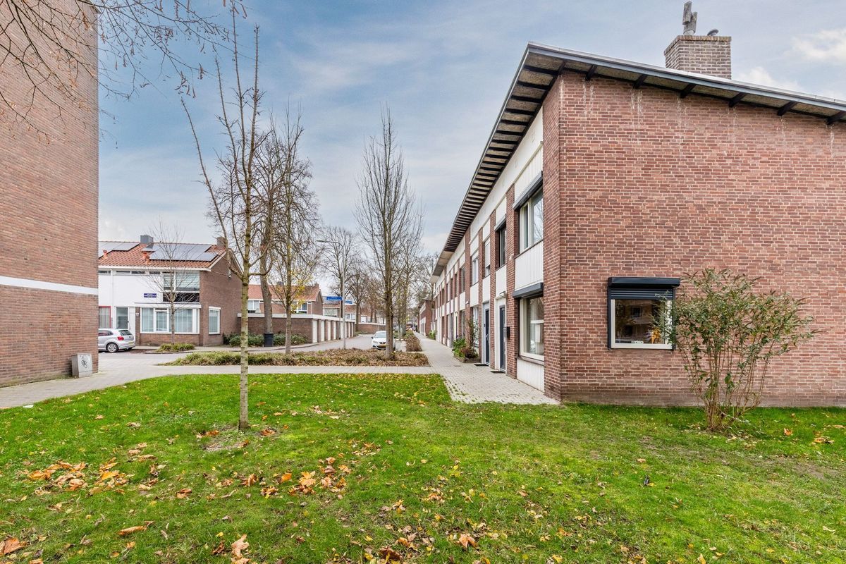 Eduard Meijerslaan 1 Photo Blur 34