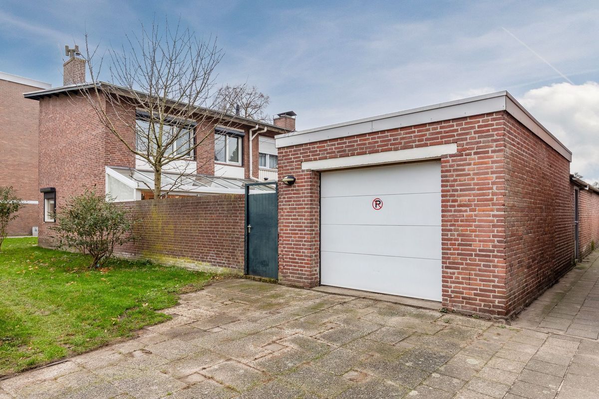 Eduard Meijerslaan 1 Photo Blur 31