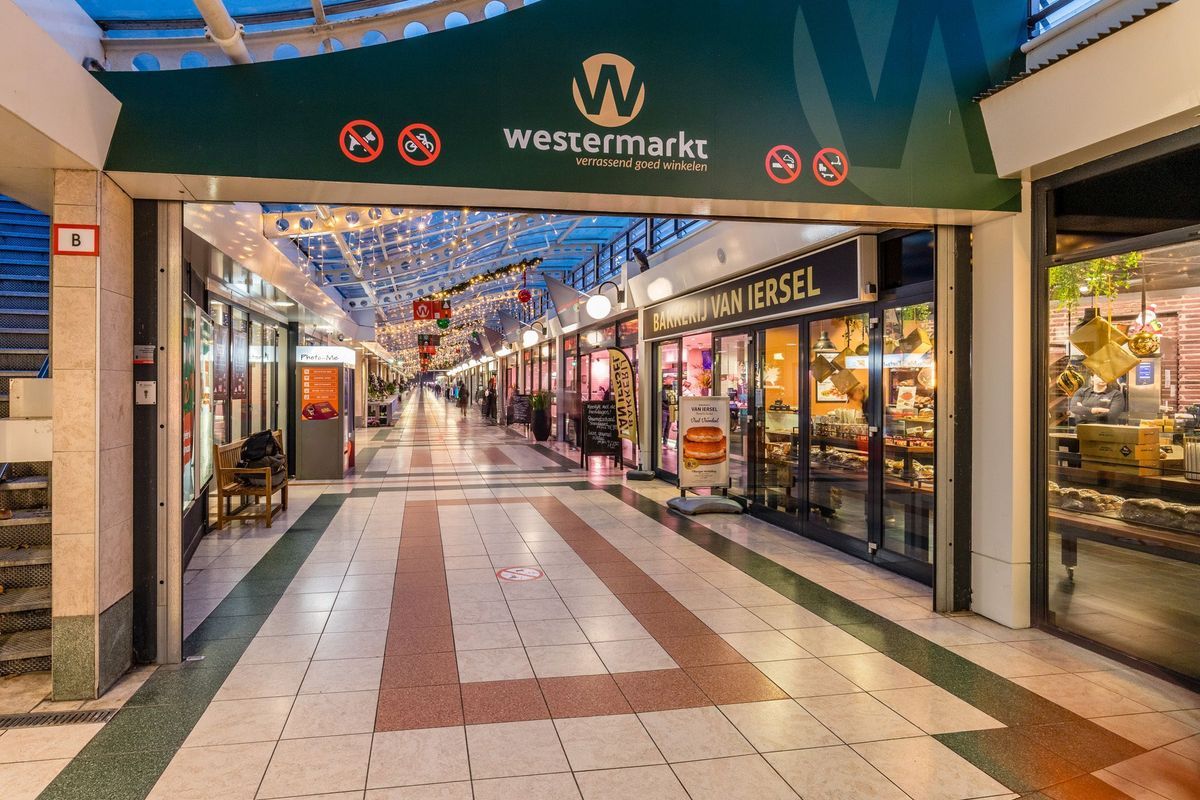 Eduard Meijerslaan 1 Photo Blur 40