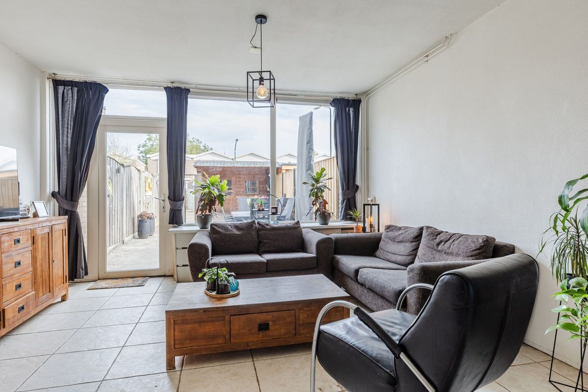 Doctor Ariënsstraat 15 Photo Blur 2