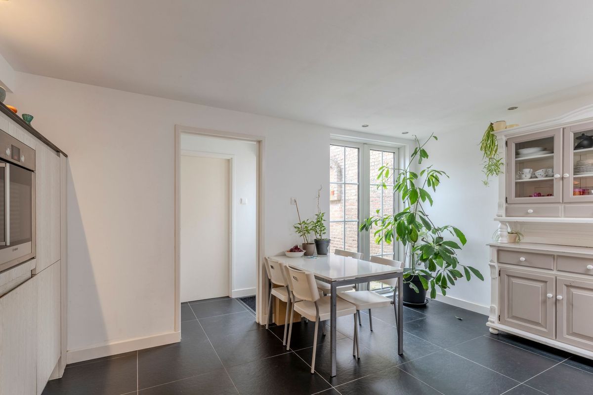 Van Hogendorpstraat 89 - a Photo Blur 10