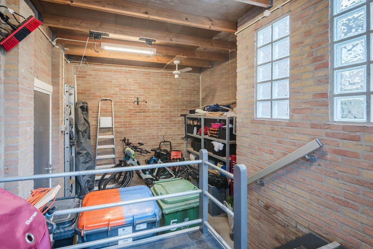 Josephus Alberdingk Thijmlaan 5 Photo Blur 49