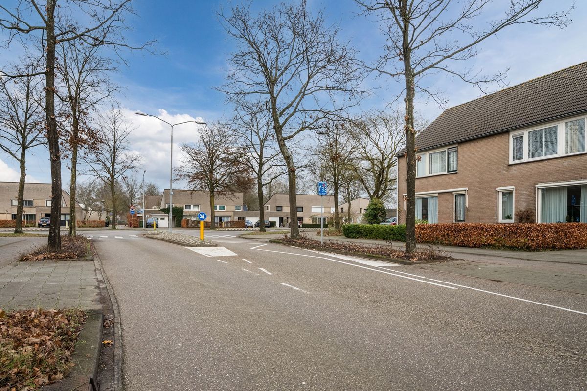 Josephus Alberdingk Thijmlaan 5 Photo Blur 56