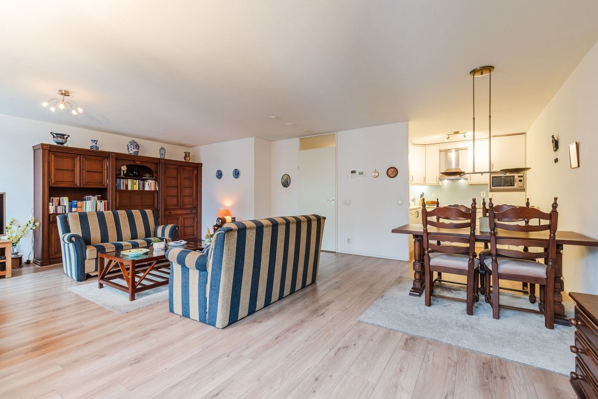 Bisschop Zwijsenstraat 31 - b Photo Blur 4