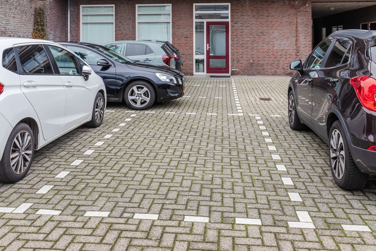 Bisschop Zwijsenstraat 31 - b Photo Blur 24