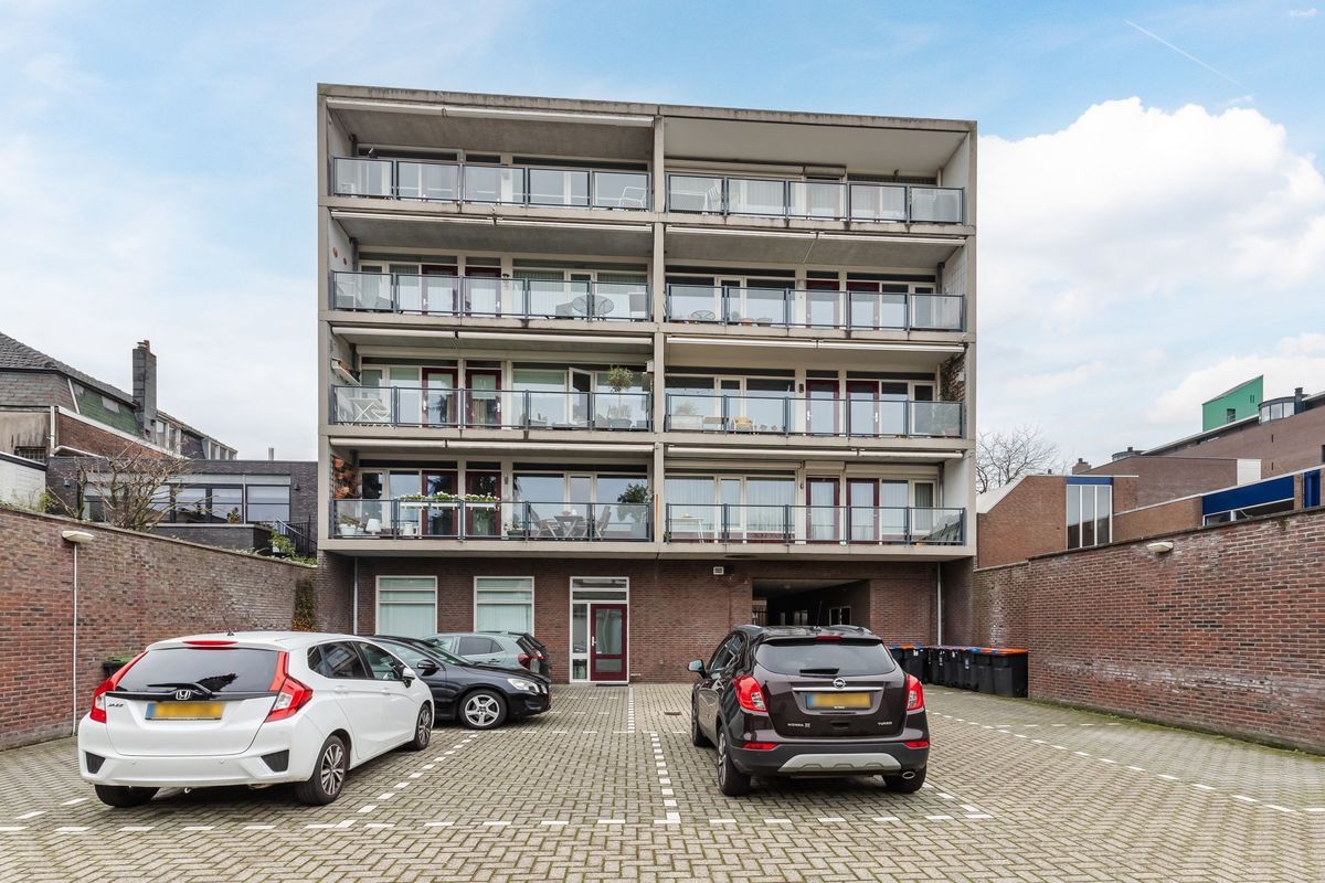 Bisschop Zwijsenstraat 31 - b Photo Blur 25