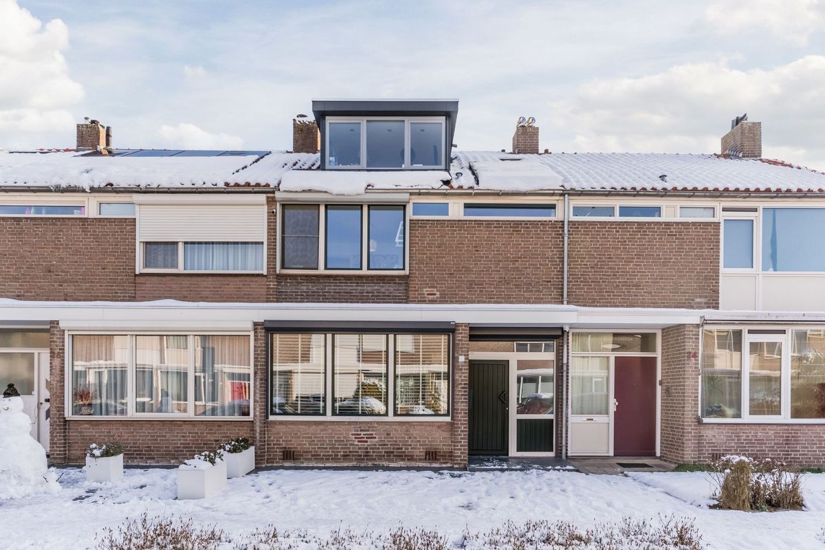 Midaslaan 26 Photo Blur 3