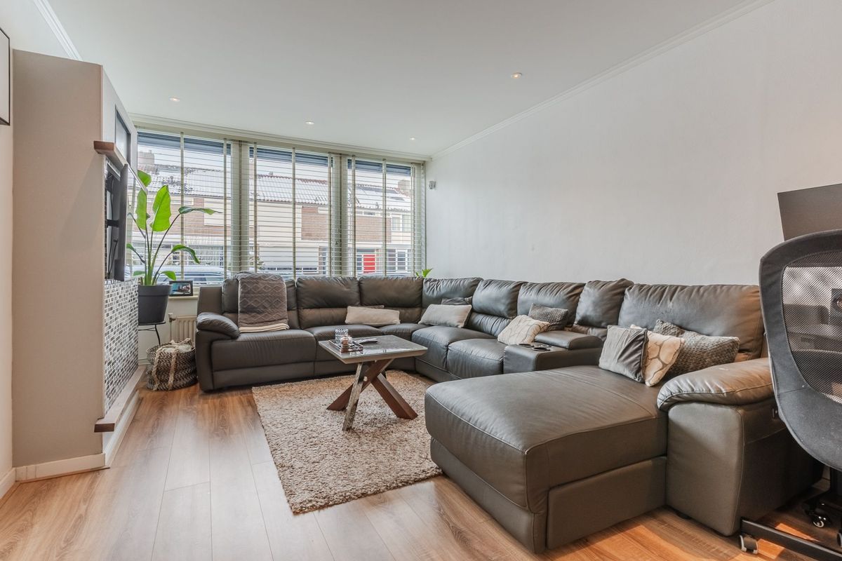 Midaslaan 26 Photo Blur 9