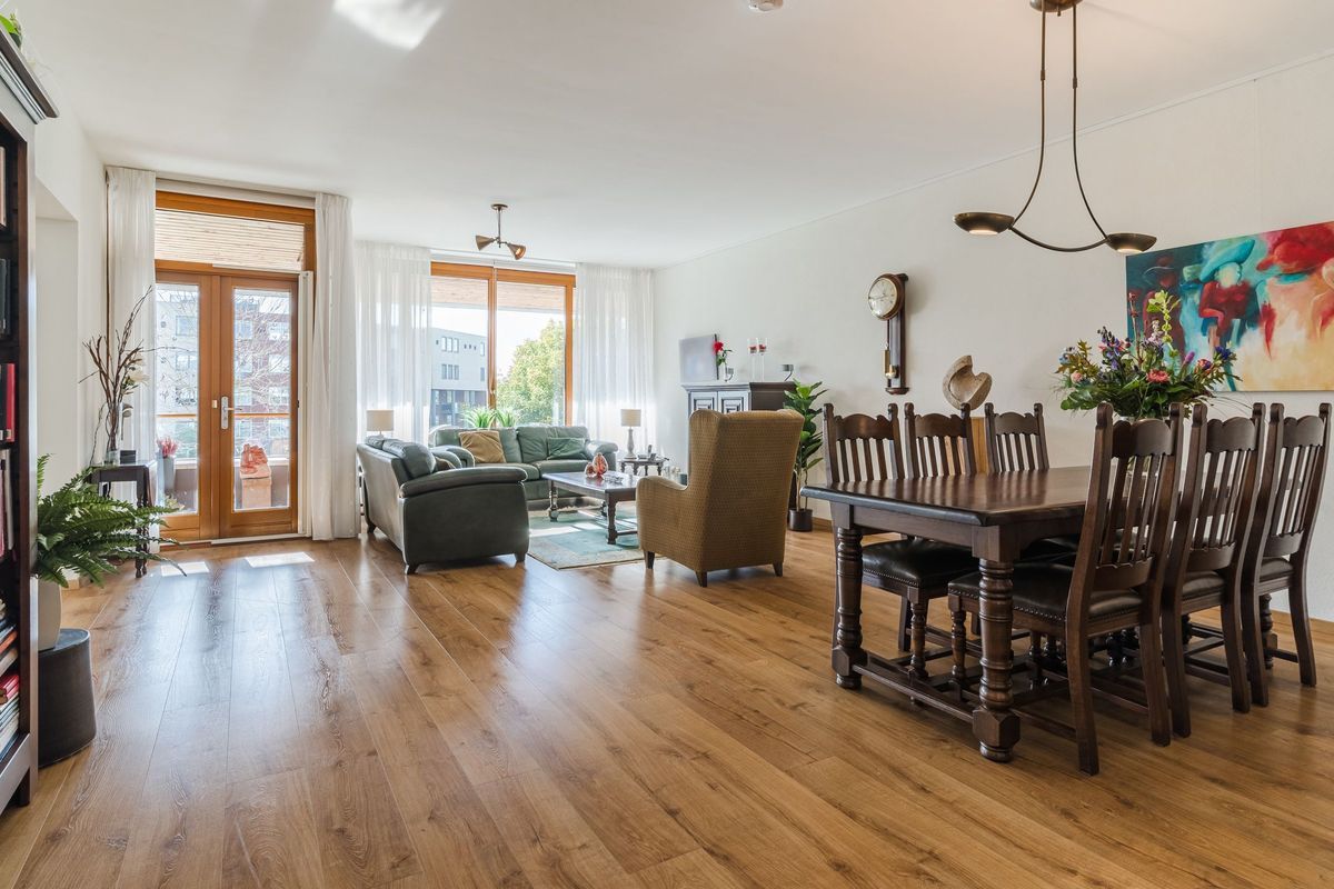 Anne Frankplein 3 - A Photo Blur 1