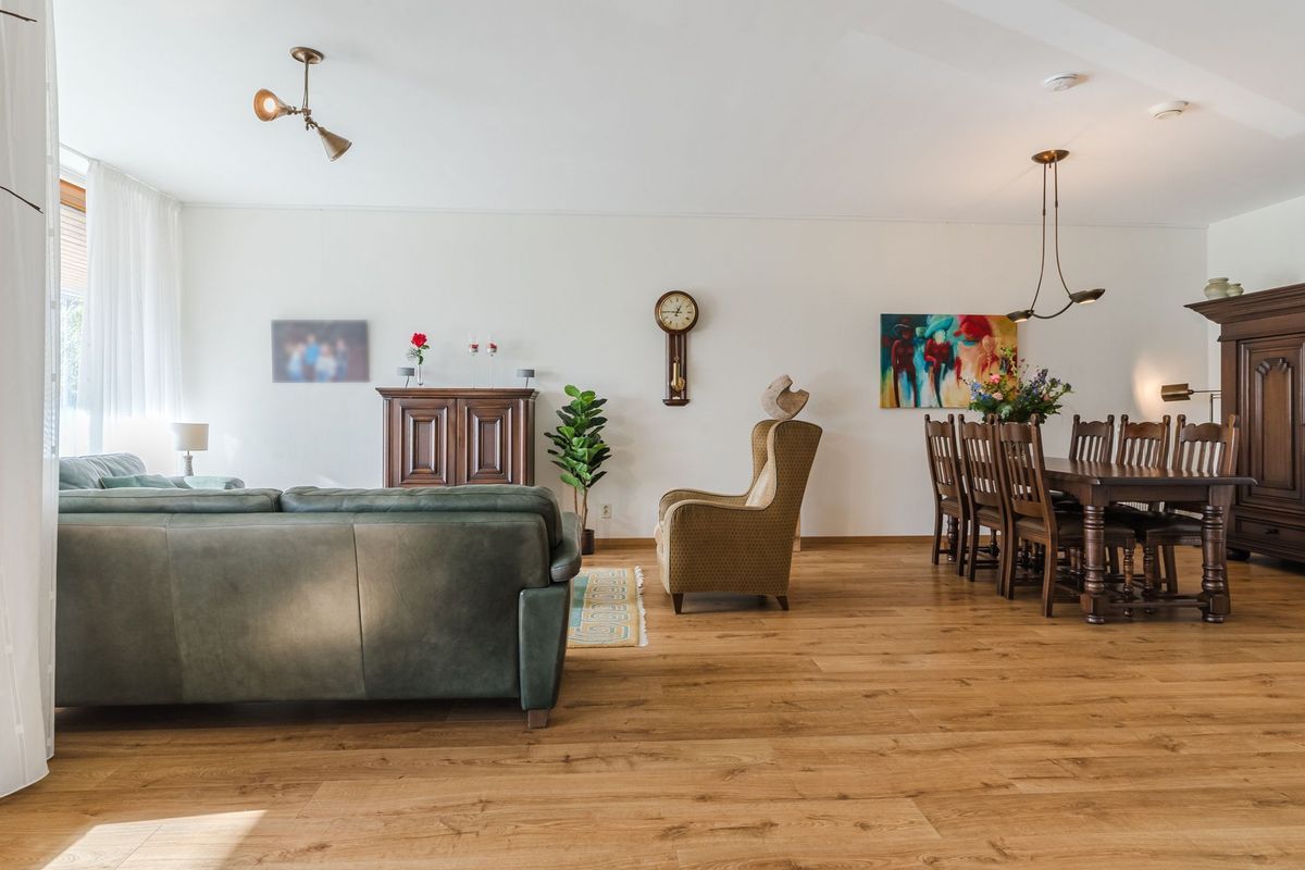 Anne Frankplein 3 - A Photo Blur 15