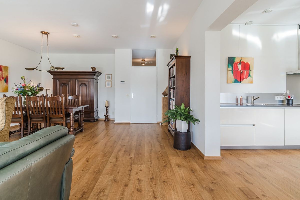 Anne Frankplein 3 - A Photo Blur 12