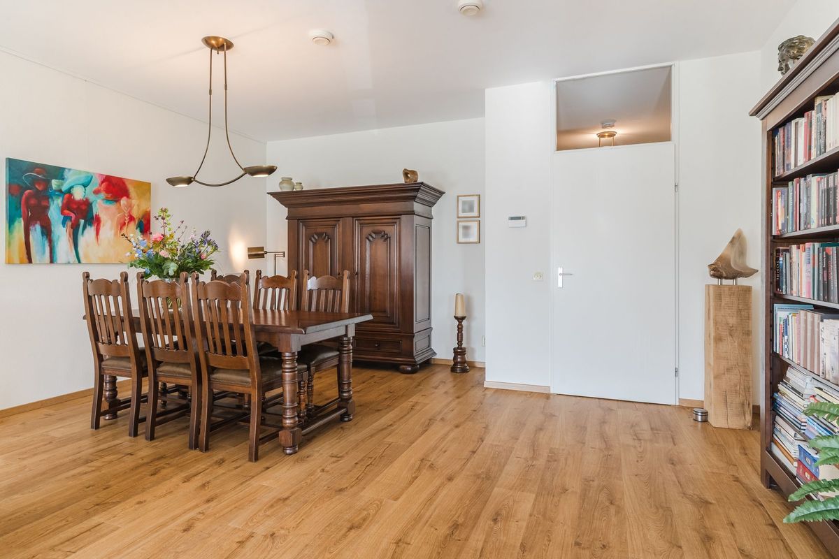 Anne Frankplein 3 - A Photo Blur 14