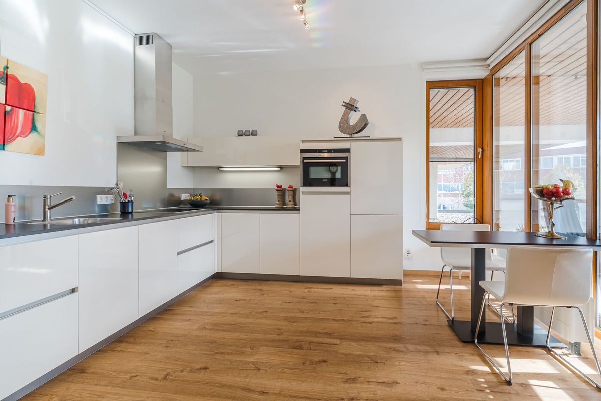 Anne Frankplein 3 - A Photo Blur 21