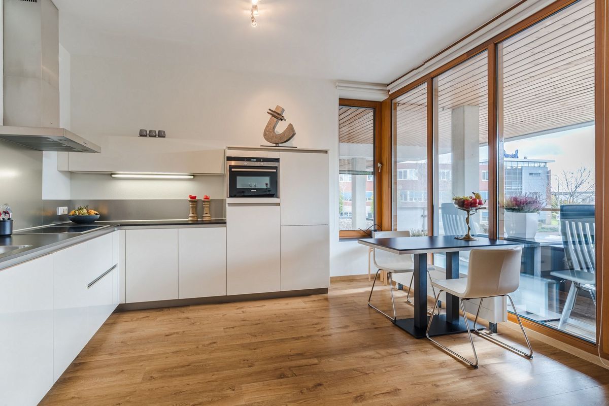 Anne Frankplein 3 - A Photo Blur 2