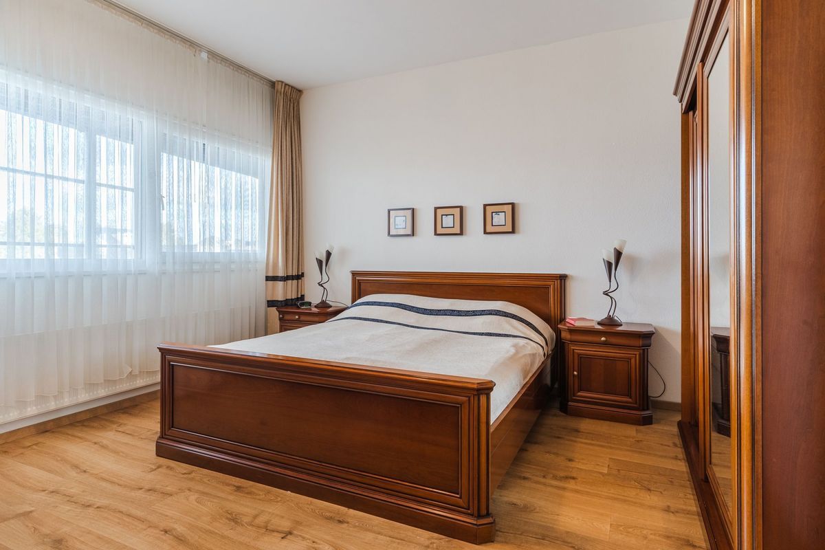 Anne Frankplein 3 - A Photo Blur 27