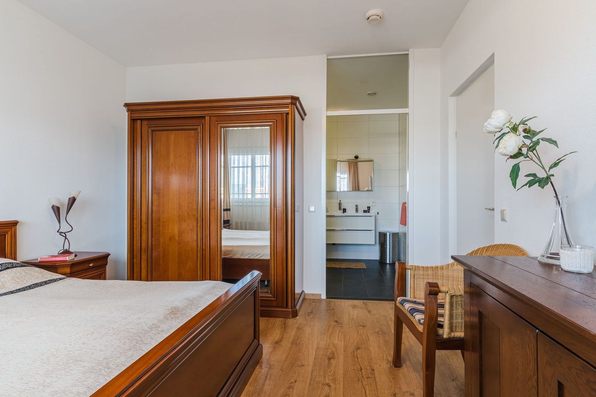 Anne Frankplein 3 - A Photo Blur 28