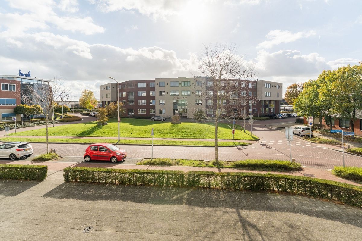 Anne Frankplein 3 - A Photo Blur 32