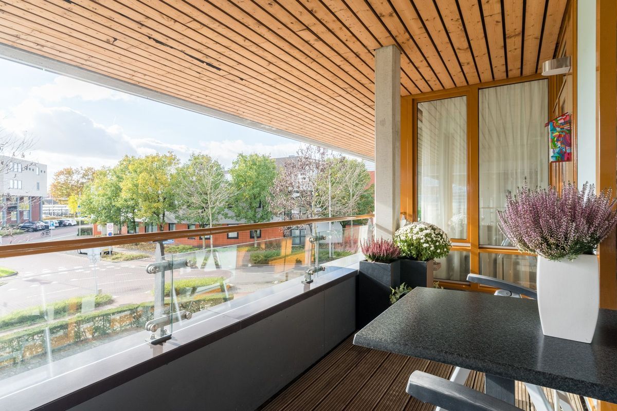 Anne Frankplein 3 - A Photo Blur 25