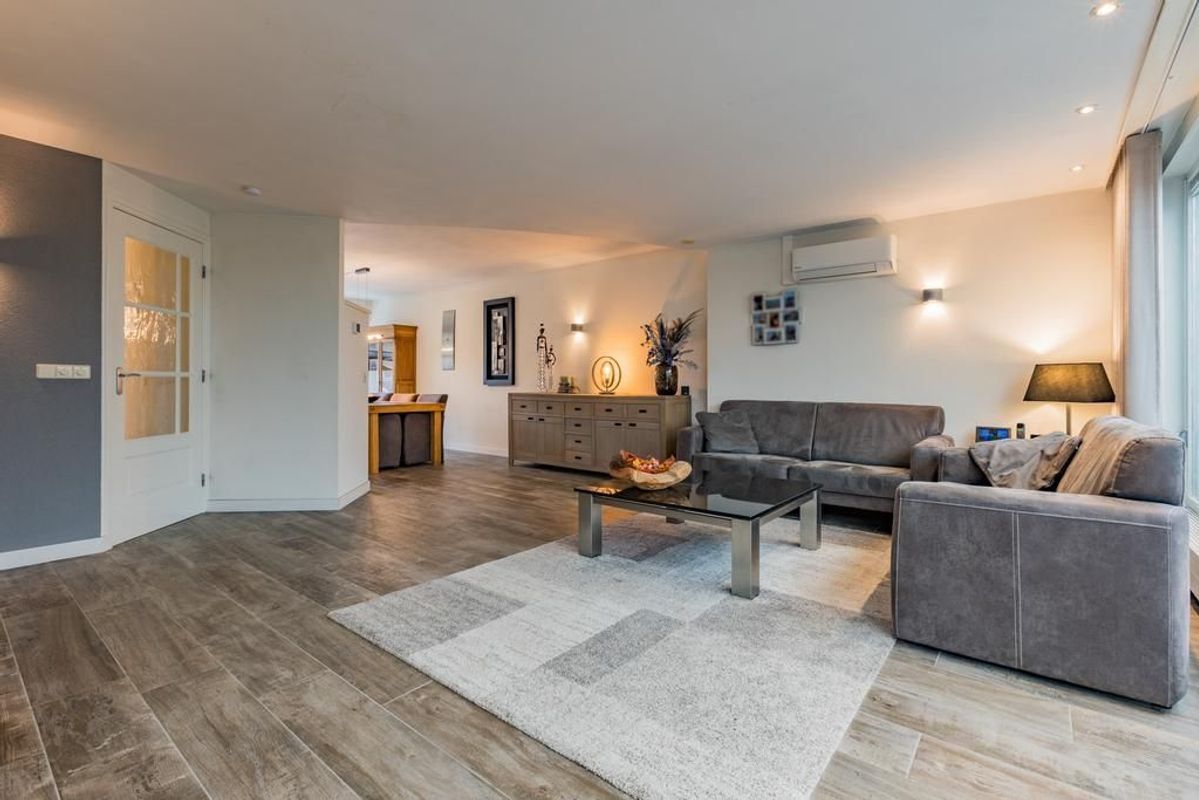 Dolphijnstraat 8 Photo Blur 5