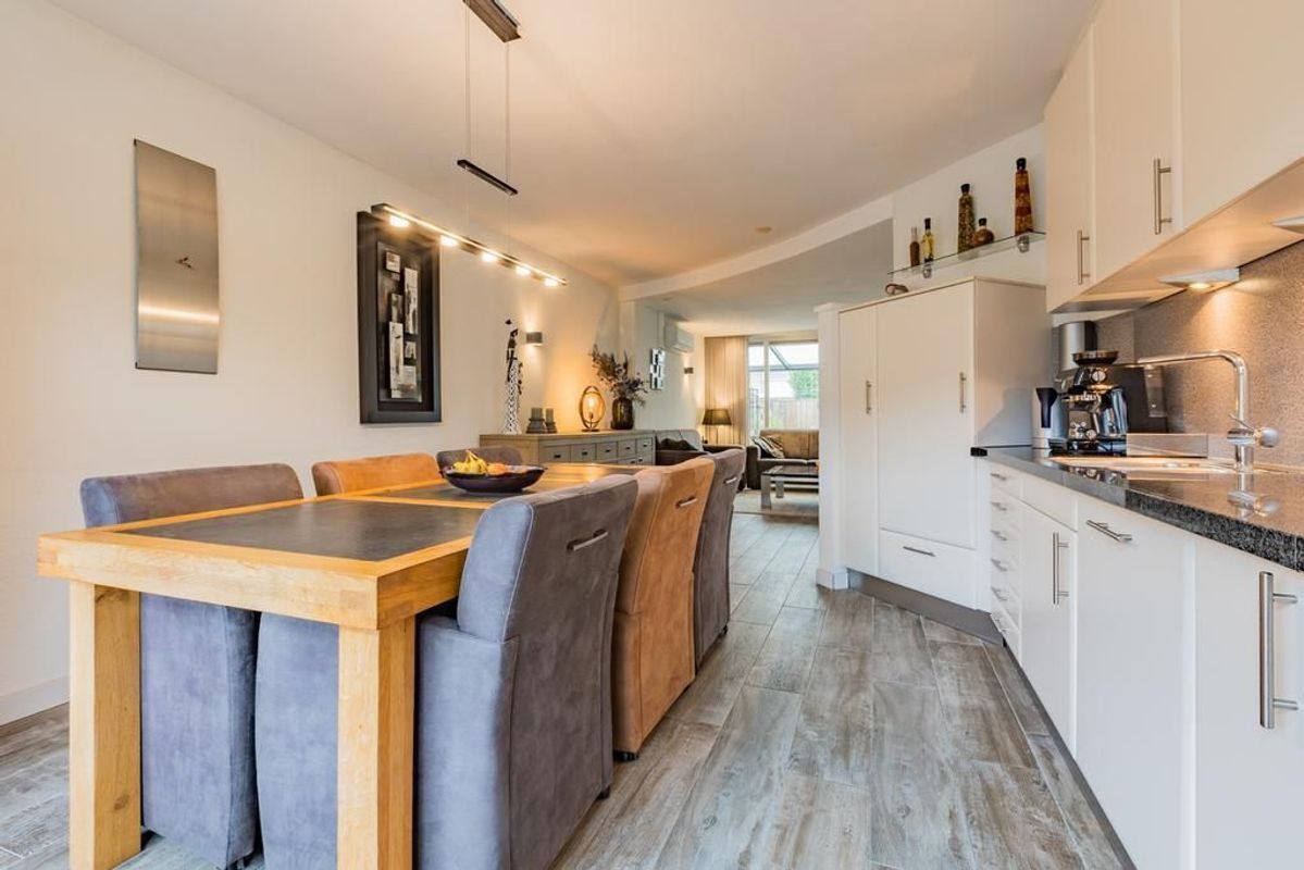 Dolphijnstraat 8 Photo Blur 8