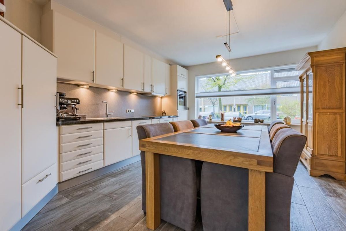 Dolphijnstraat 8 Photo Blur 2