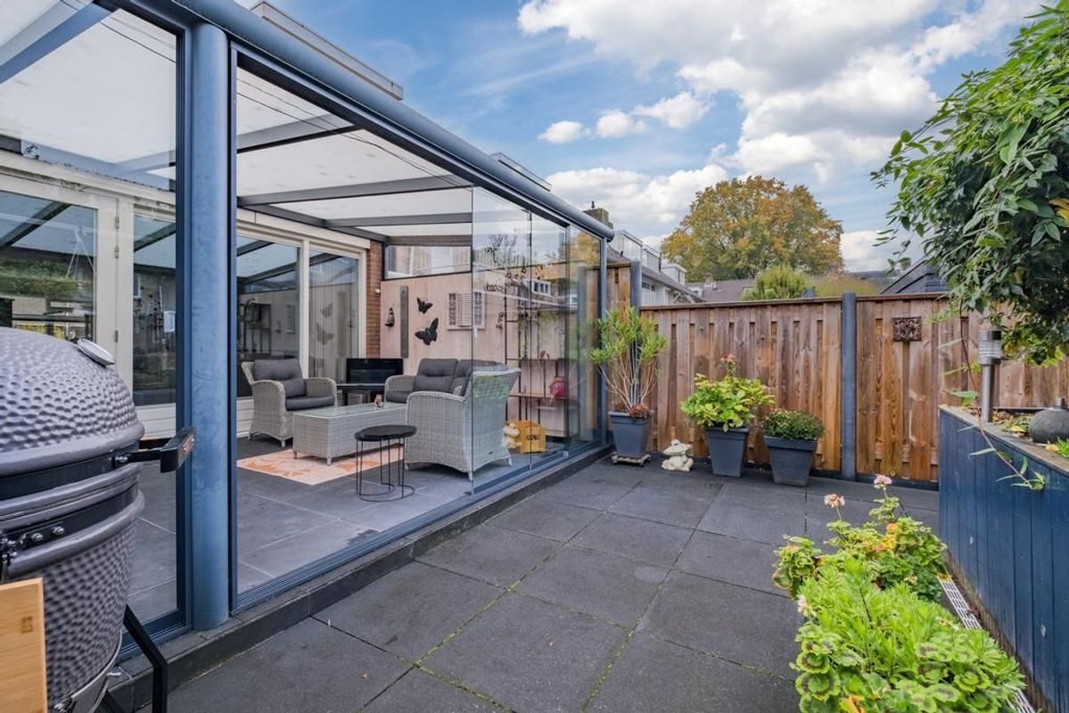 Dolphijnstraat 8 Photo Blur 3