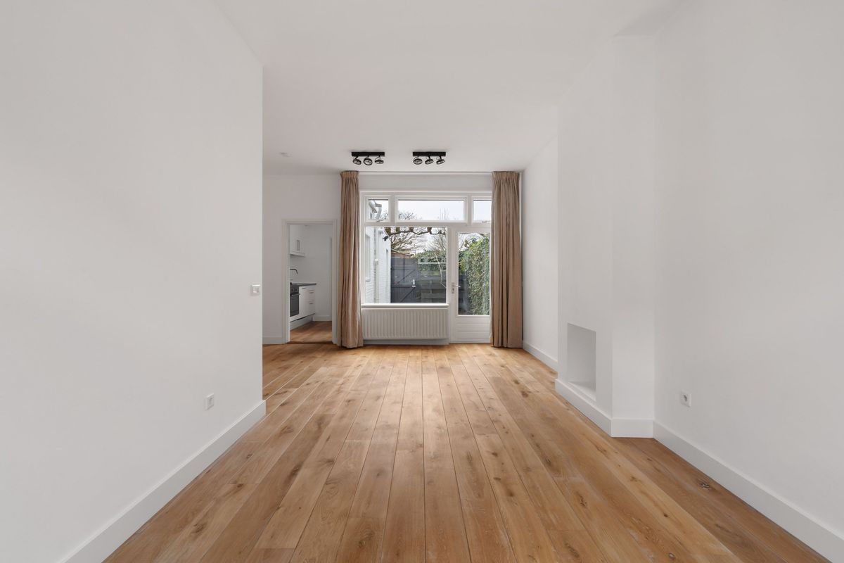 Maanstraat 12 Photo Blur 5