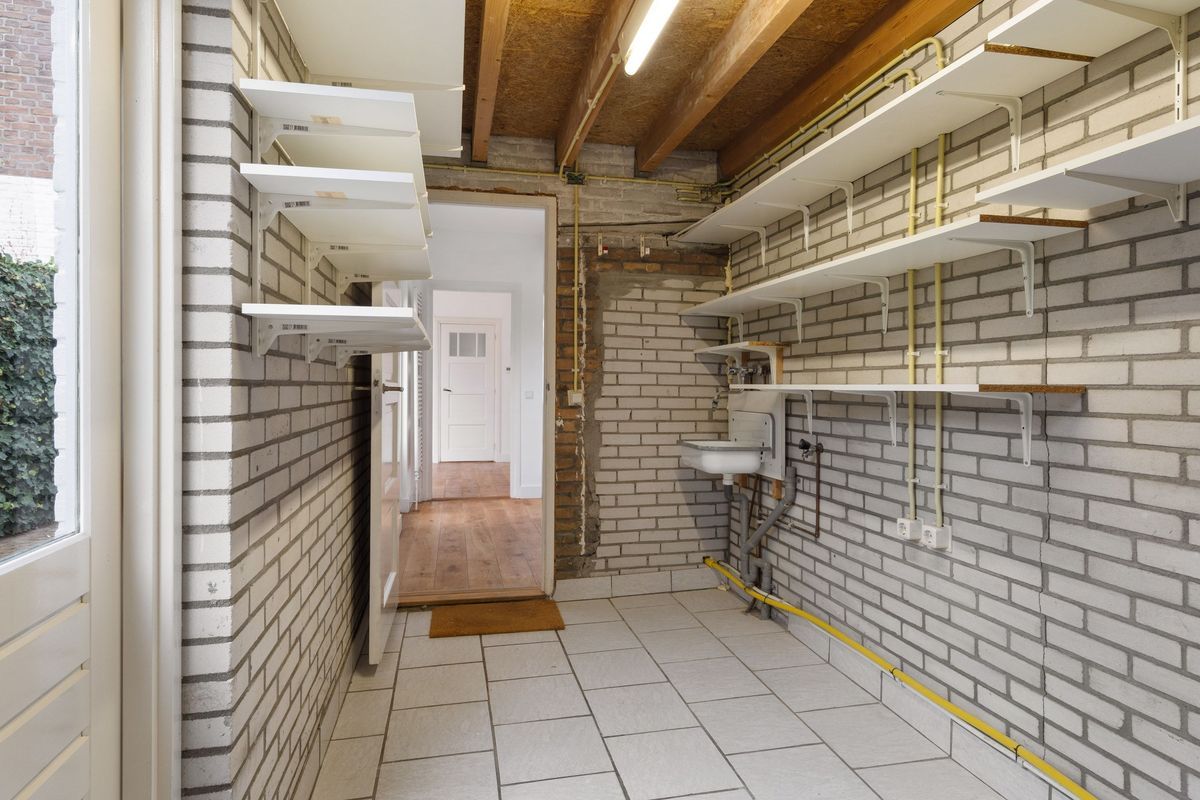 Maanstraat 12 Photo Blur 15