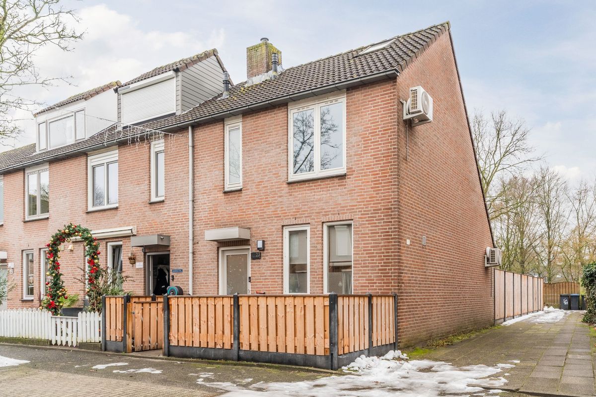 Bongelakker 23 Photo Blur 0