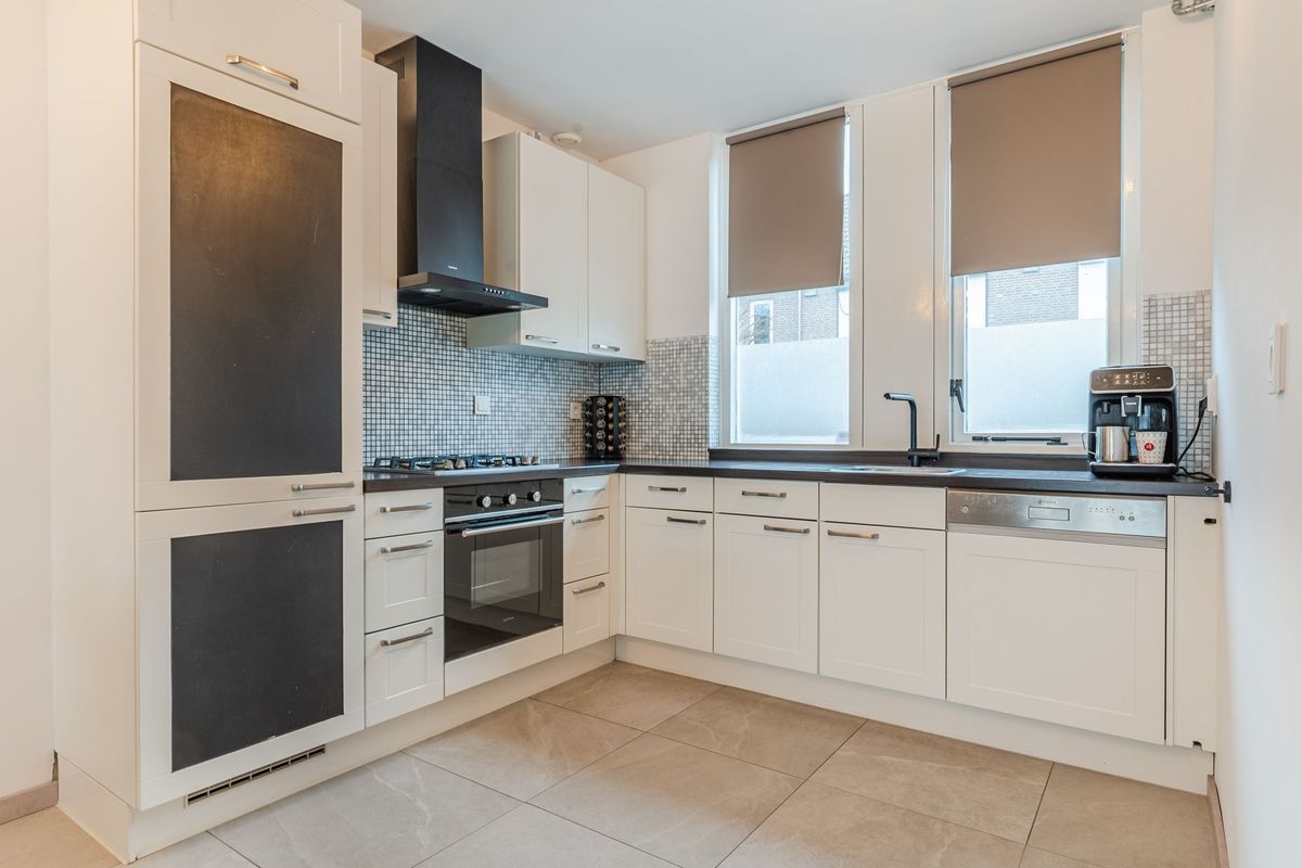 Bongelakker 23 Photo Blur 2