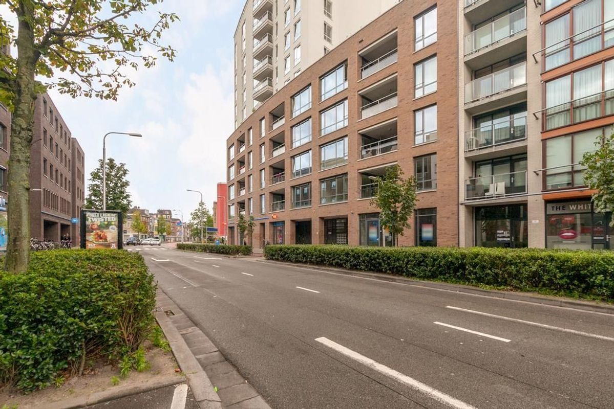 Piusplein 28 - 26 Photo Blur 7