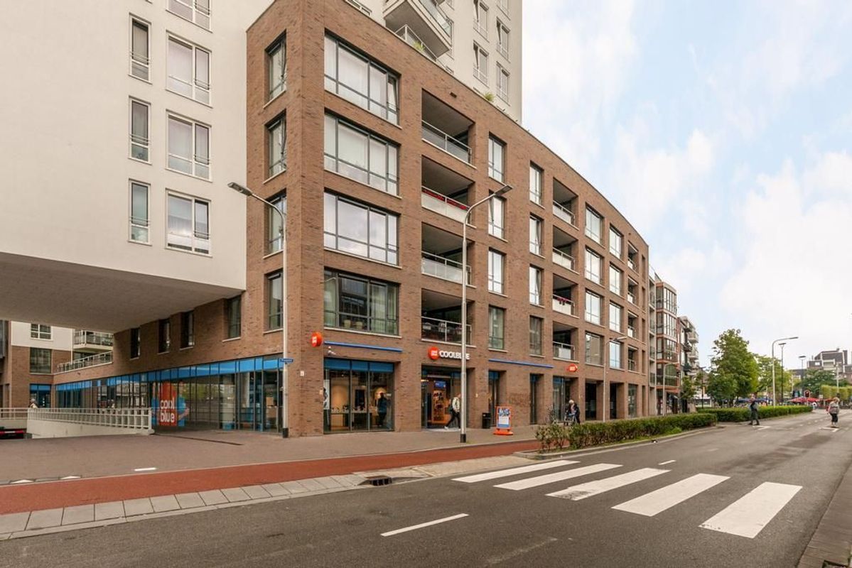 Piusplein 28 - 26 Photo Blur 17