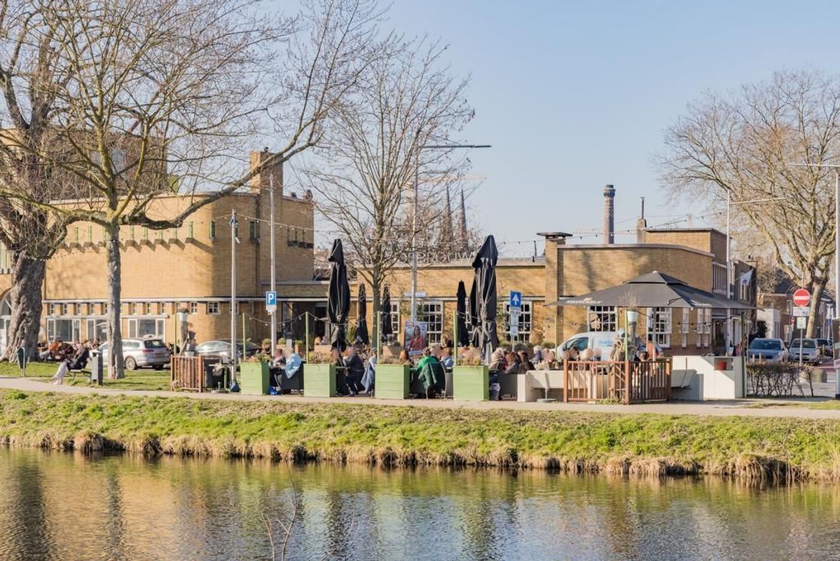 Piusplein 28 - 26 Photo Blur 25