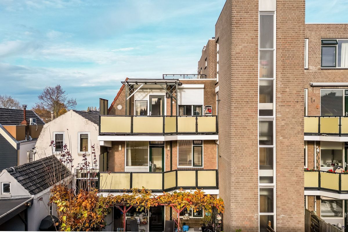 Prins Hendrikstraat 96 - A Photo Blur 3