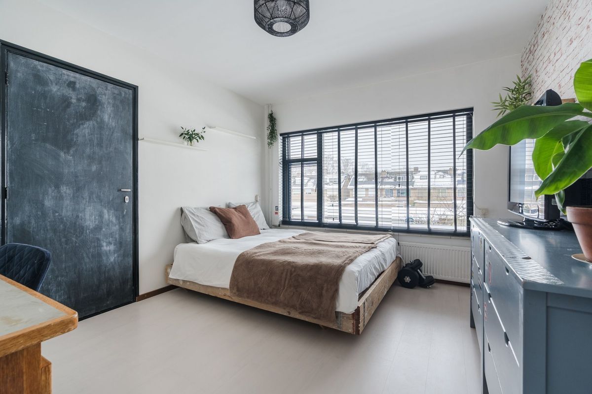 Hazelaar 33 Photo Blur 25