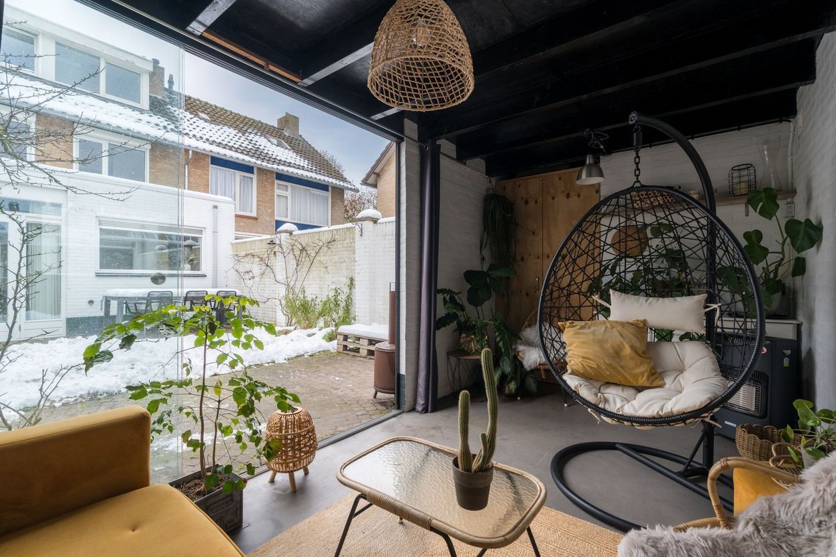 Hazelaar 33 Photo Blur 44