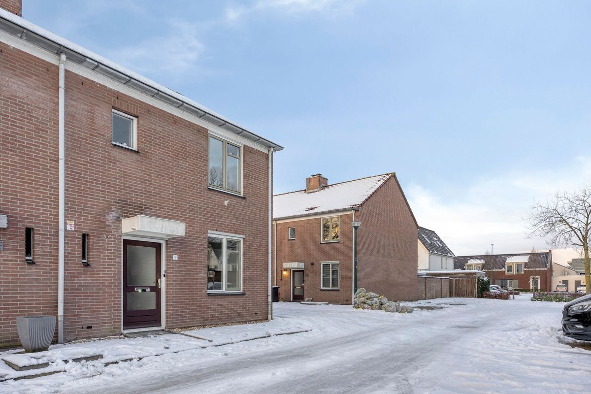 Schoenmaker 2 Photo Blur 24