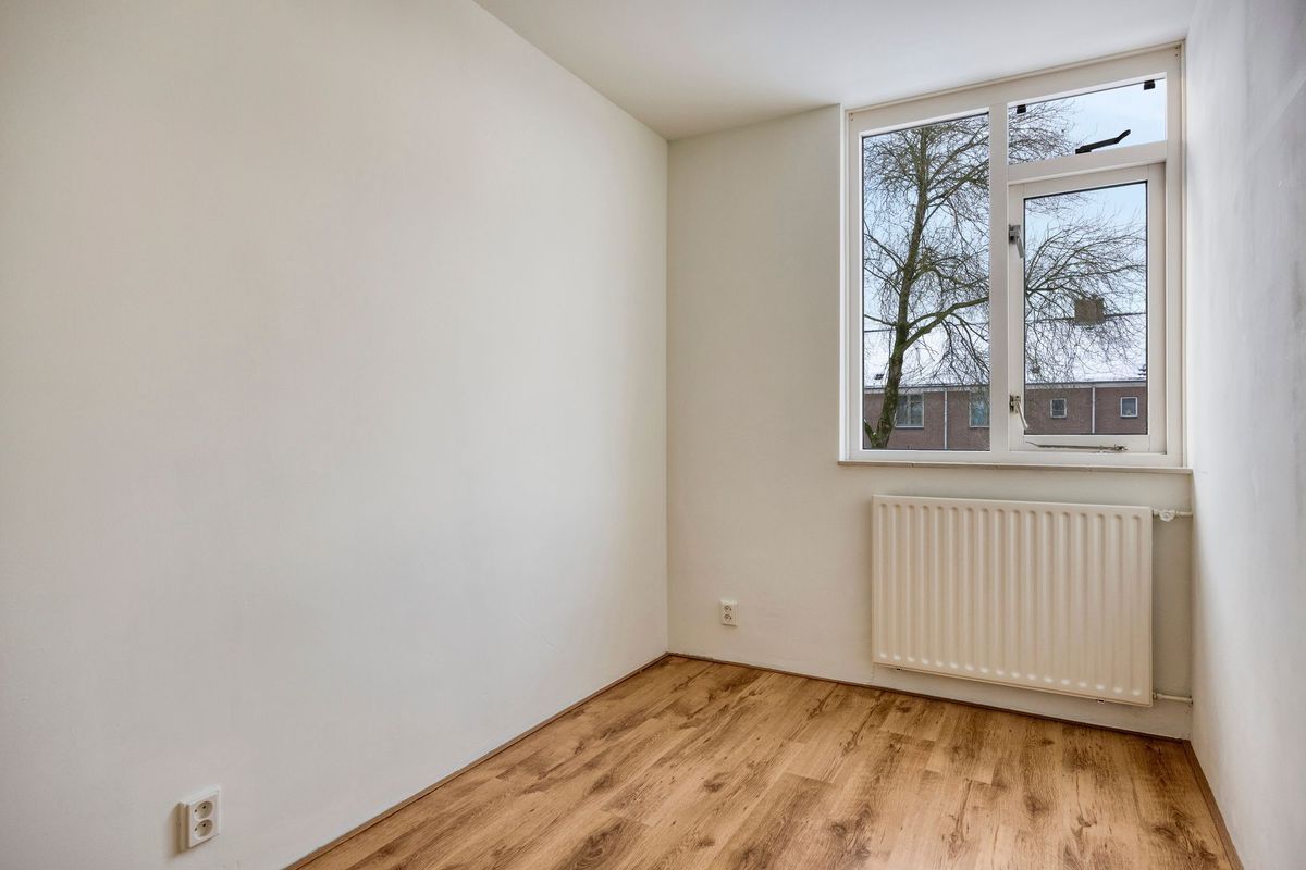 Schoenmaker 2 Photo Blur 18