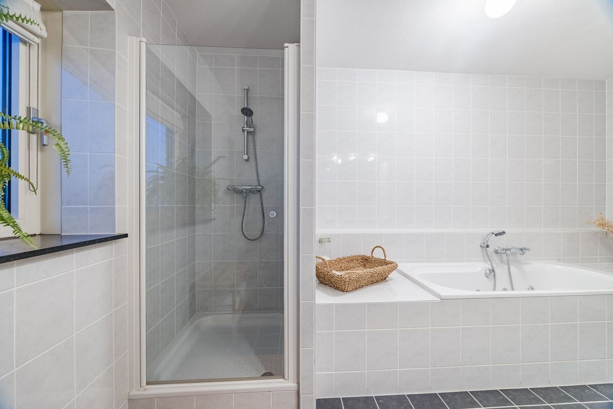 Westpoint 148 Photo Blur 41