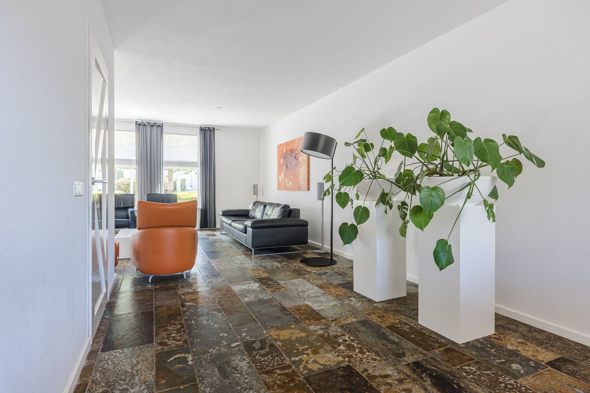 Lennondreef 33 Photo Blur 1