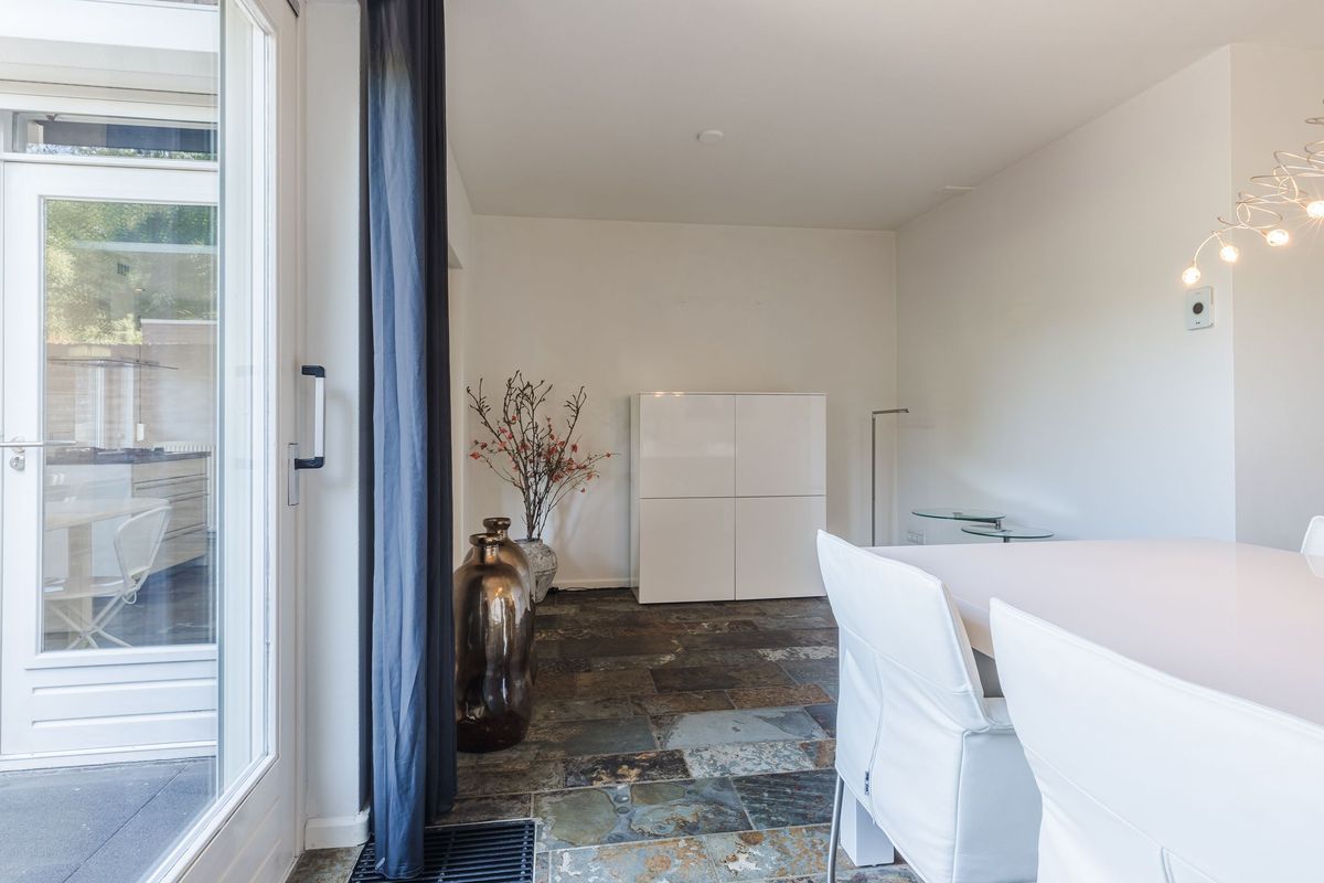 Lennondreef 33 Photo Blur 6