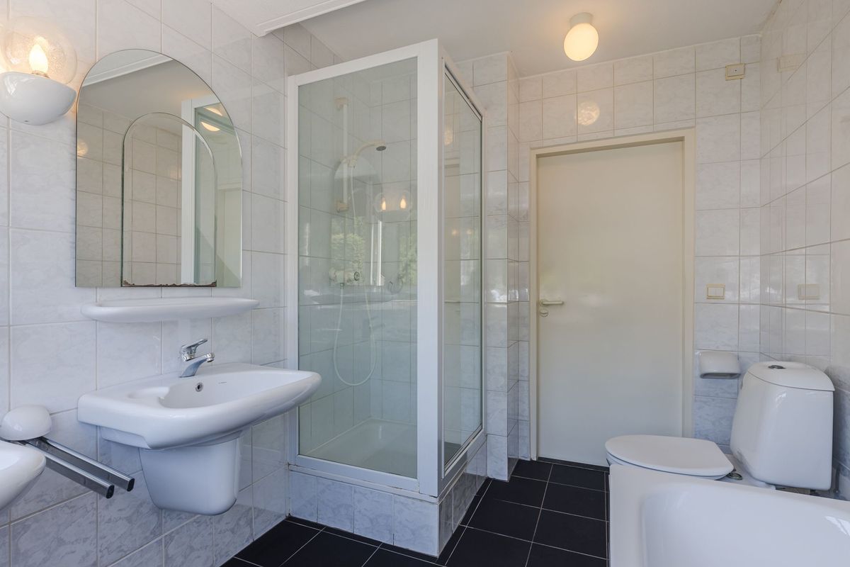 Lennondreef 33 Photo Blur 18